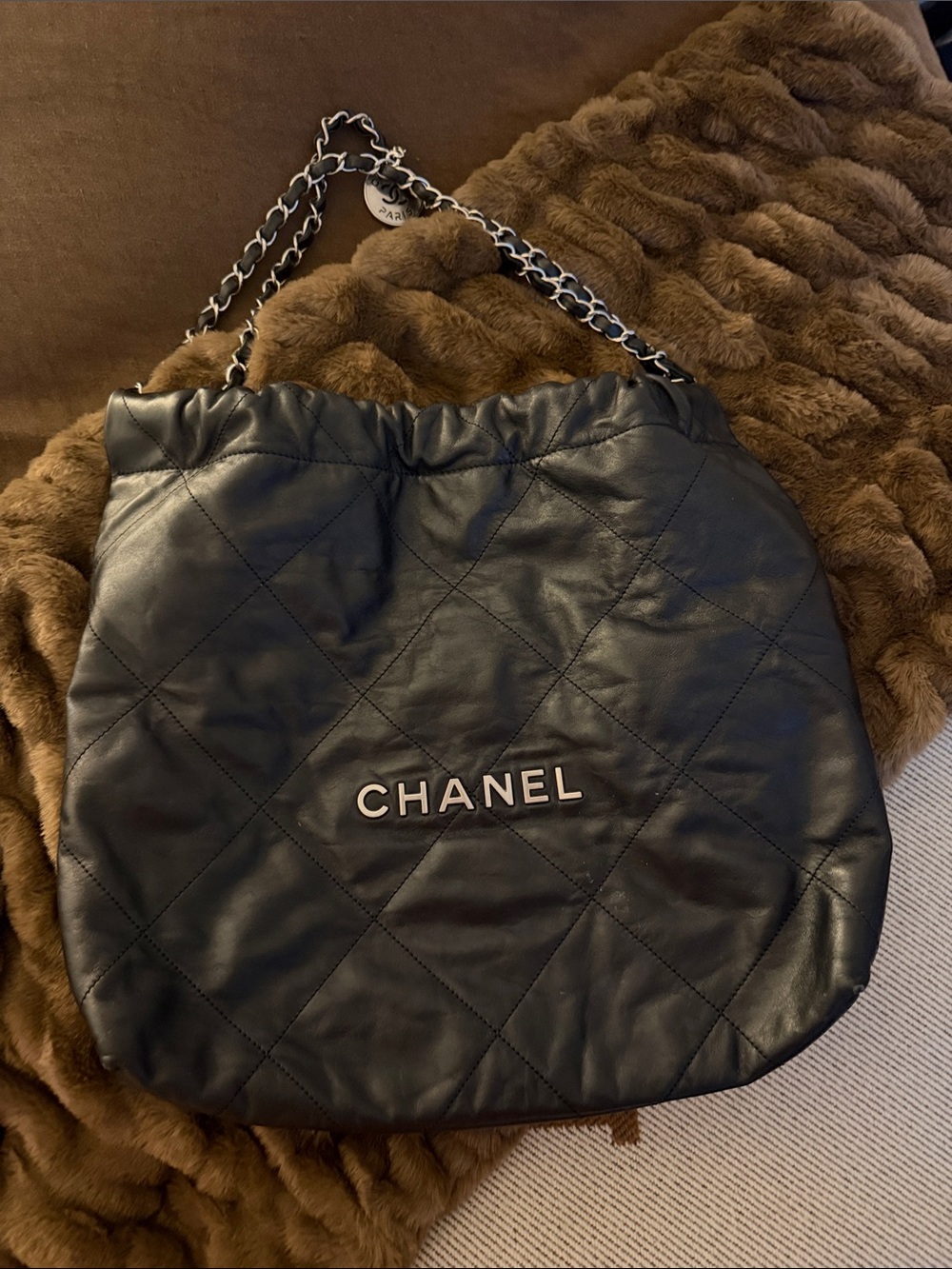 CHANEL Black Quilted Leather Chain-Handle Shoulder Bag